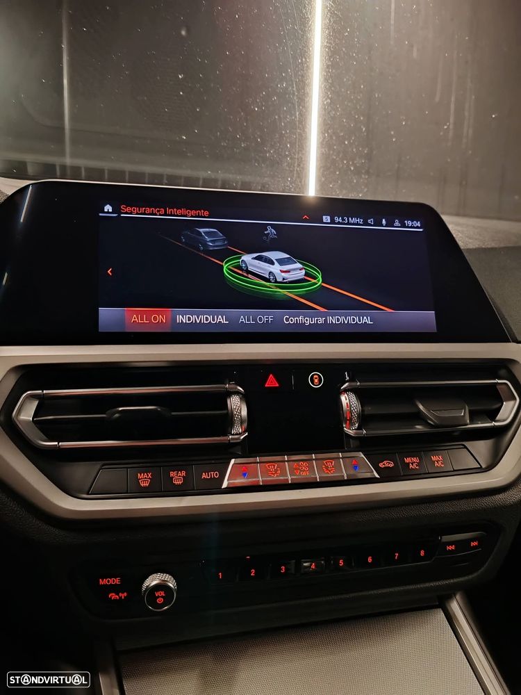 BMW 330 e Aut. Sport Line - 15