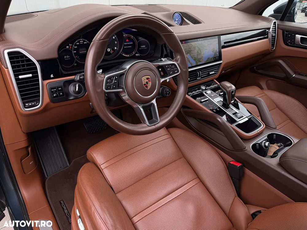 Porsche Cayenne Standard - 11