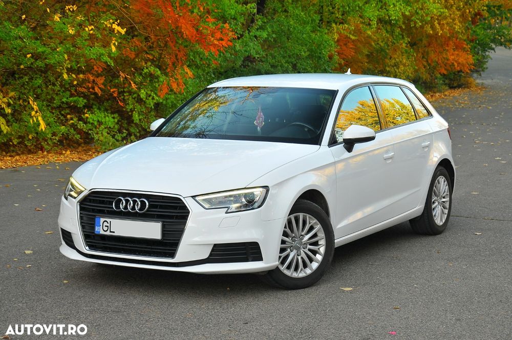 Audi A3 2.0 TDI S tronic Sport - 1