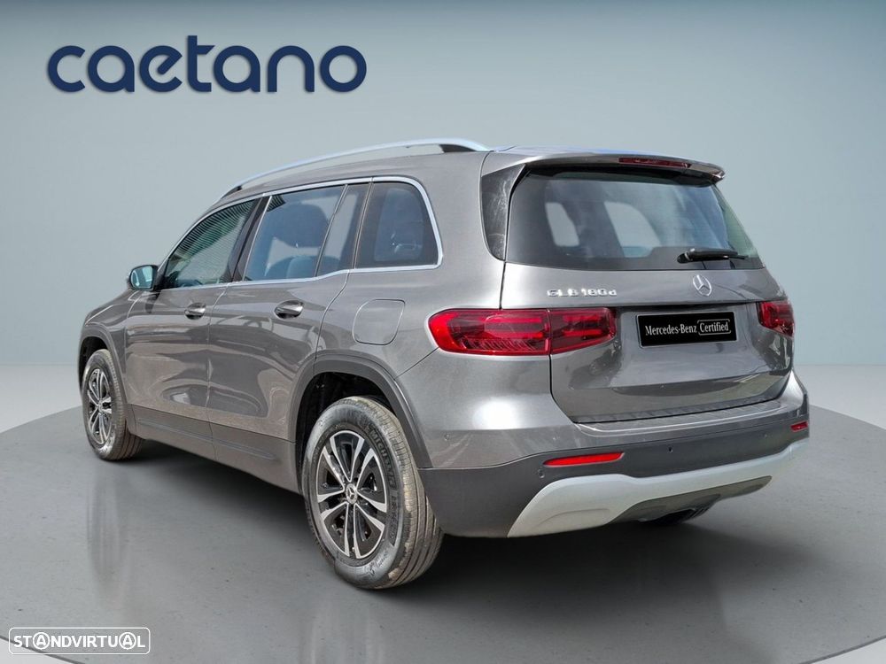 Mercedes-Benz GLB 180 d Progressive — fotografia 5