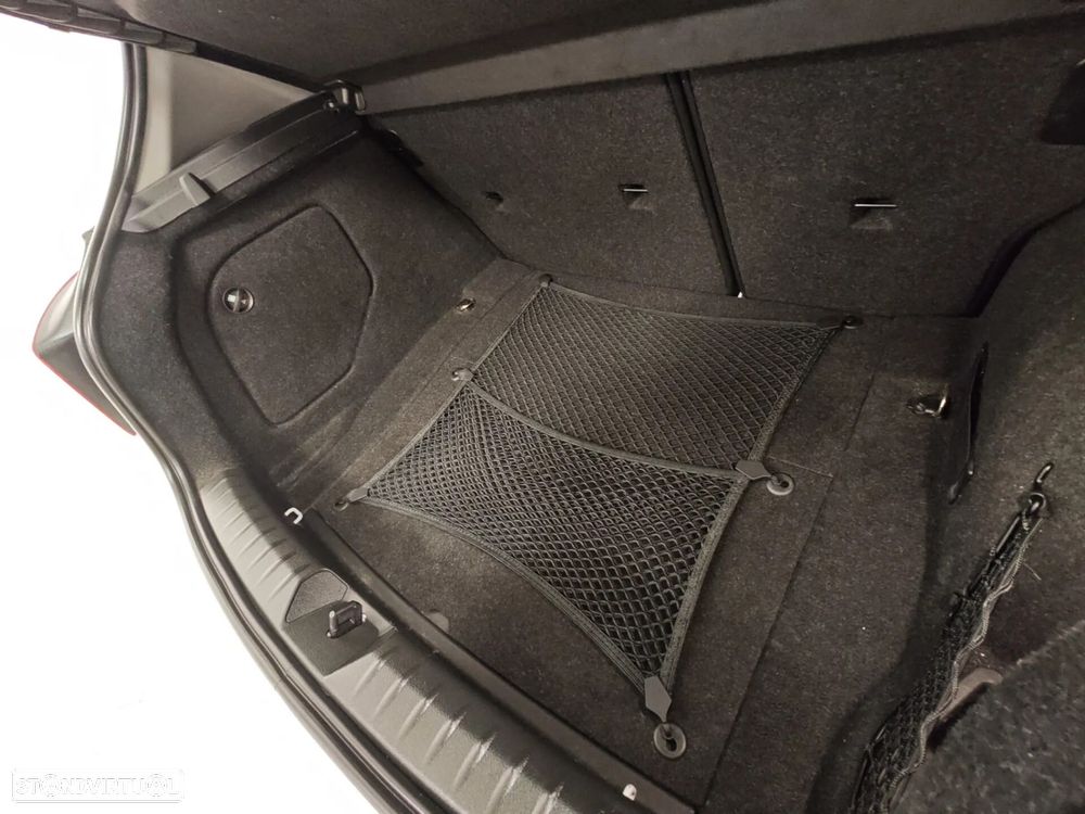 BMW 116 dA Line Sport - 47