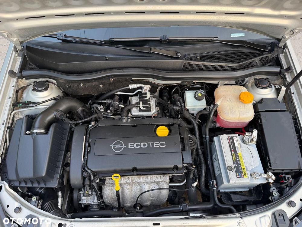 Opel Astra 1.6 Exklusiv - 11