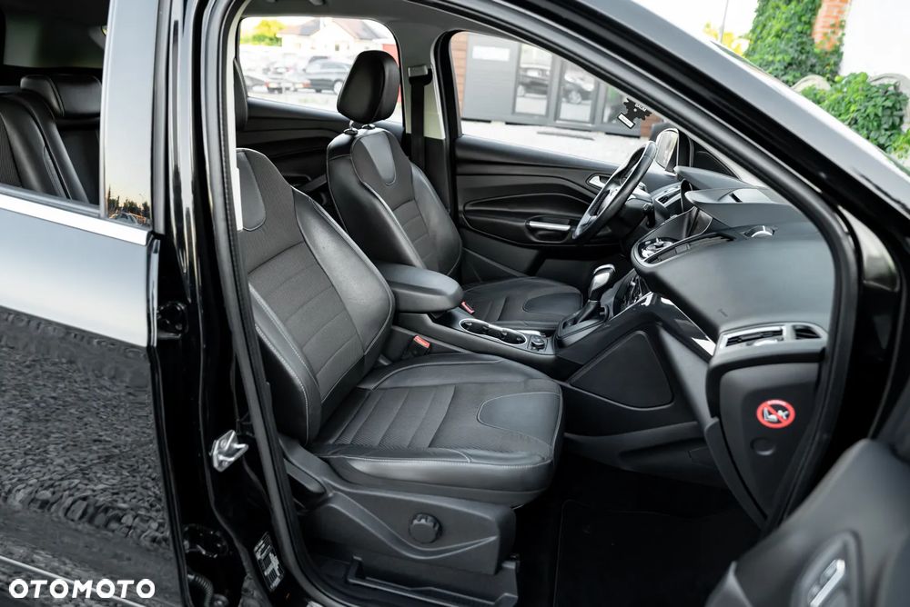 Ford Kuga 2.0 TDCi 4x4 Titanium - 25