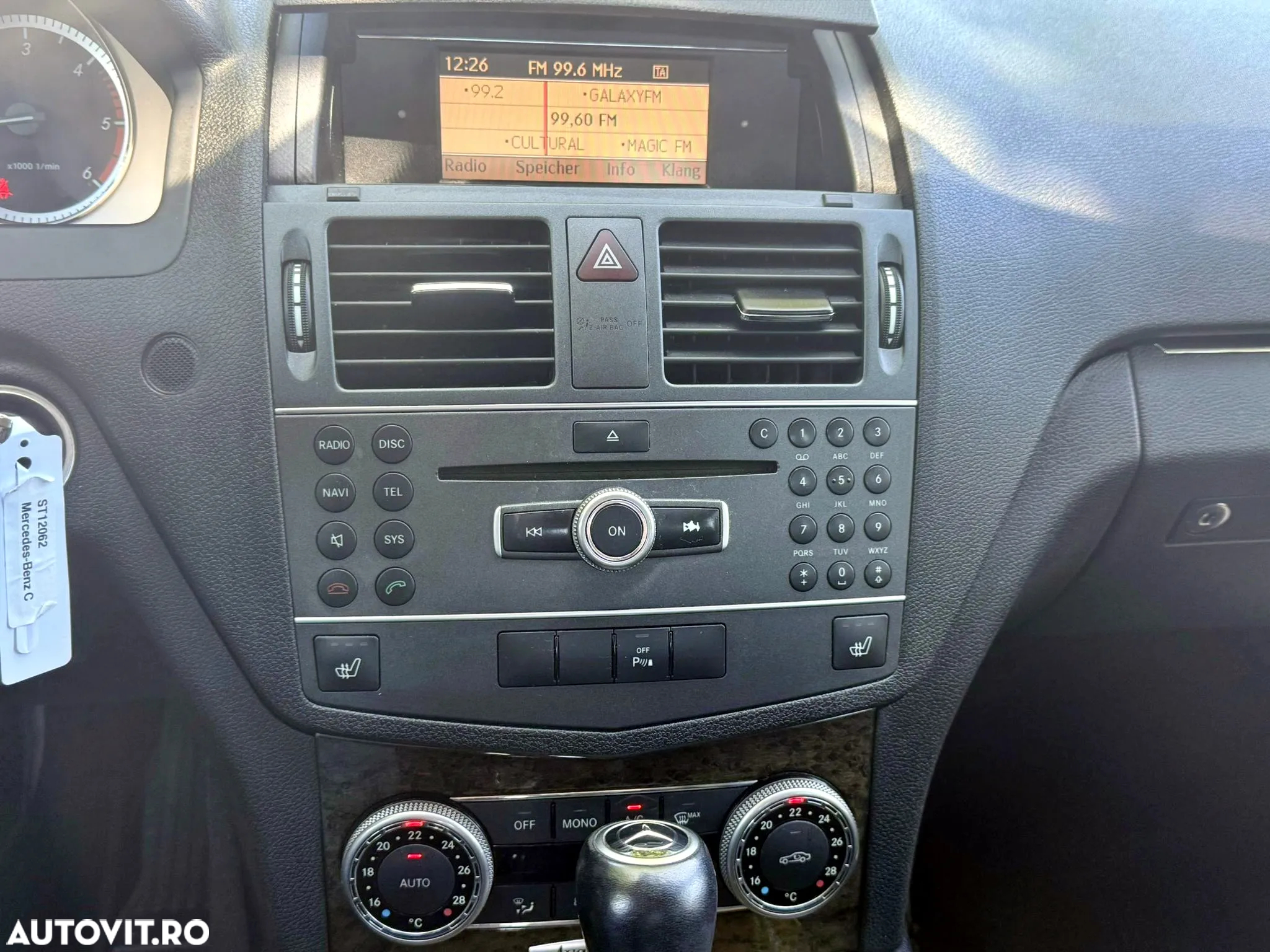 Mercedes-Benz C 220 (BlueTEC) d 7G-TRONIC Avantgarde - 10