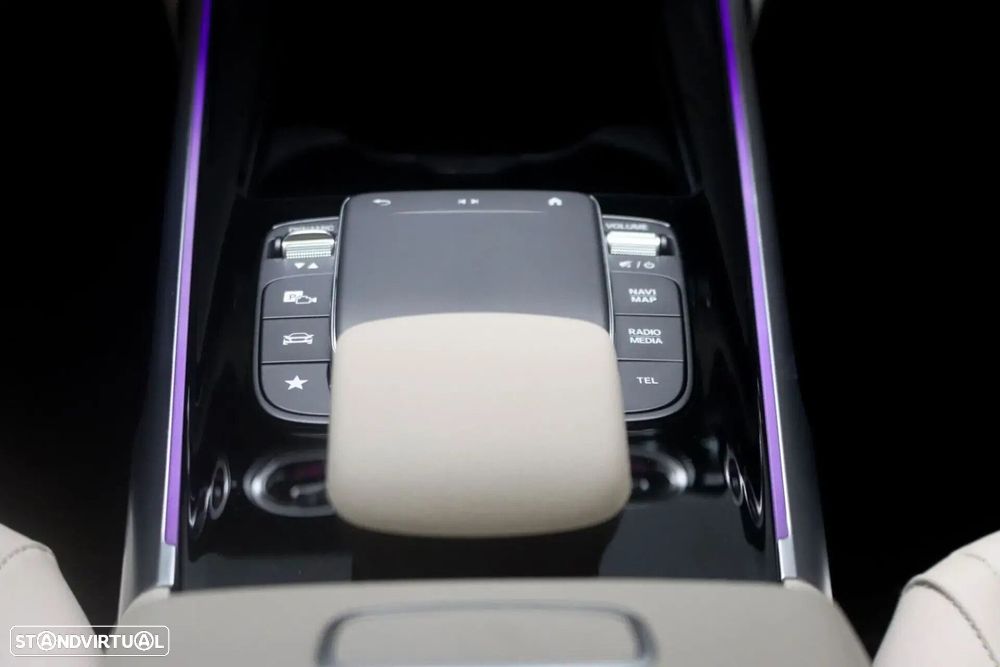 Mercedes-Benz EQB 300 4Matic - 36