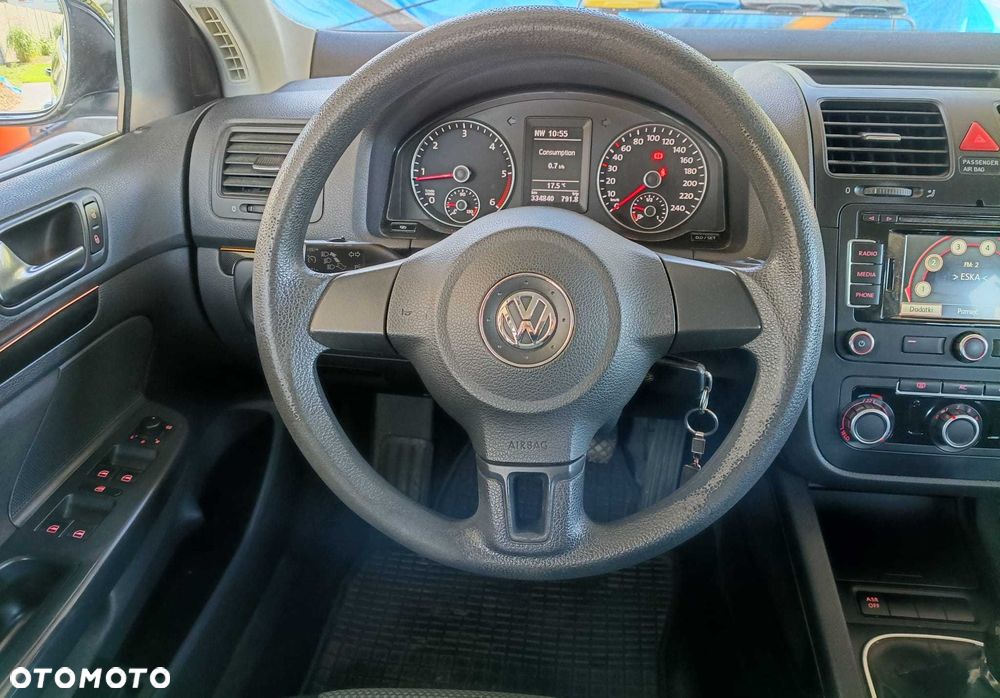 Volkswagen Jetta - 6