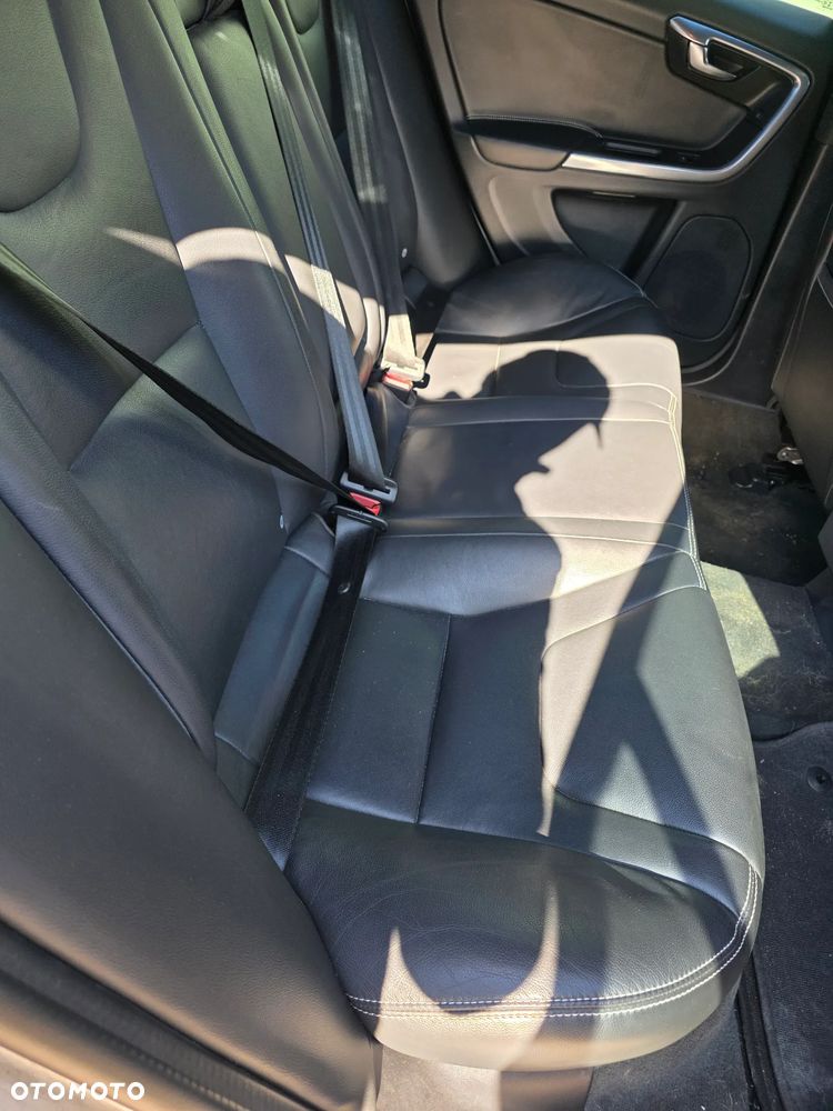 Volvo S60 T3 Geartronic Kinetic - 14
