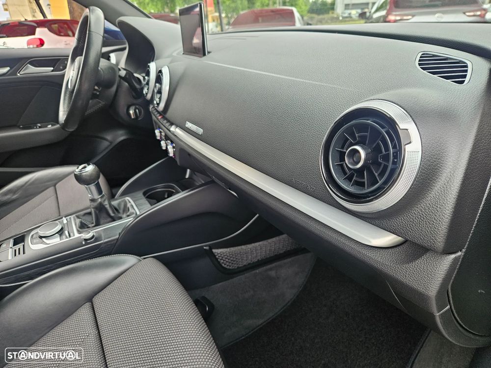Audi A3 2.0 TDI S-line - 37