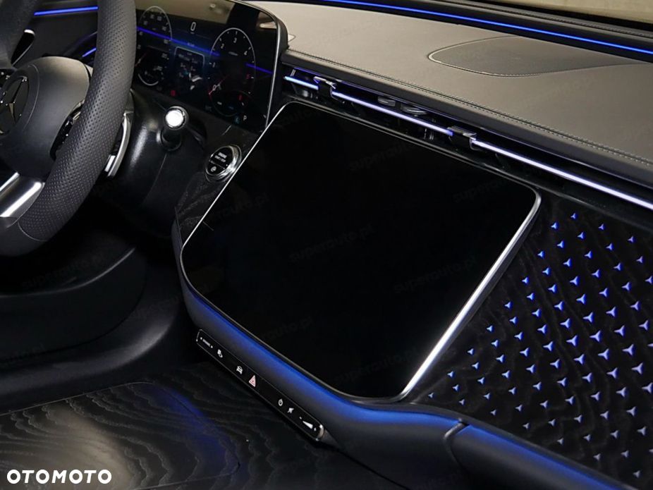 Mercedes-Benz Klasa E 450 d mHEV 4-Matic AMG 9G-Tronic - 12