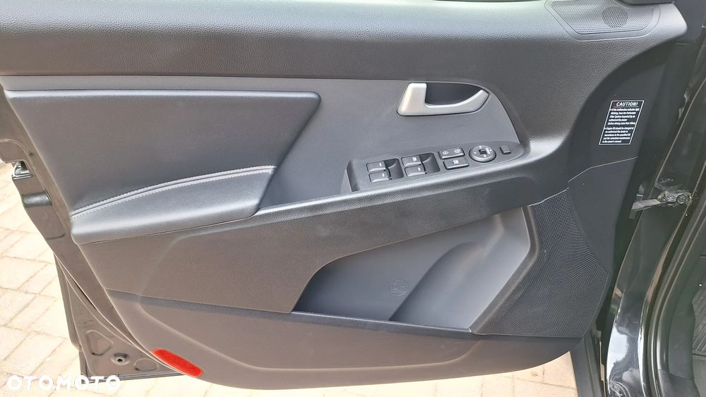 Kia Sportage 2.0 CRDI M 4WD - 12