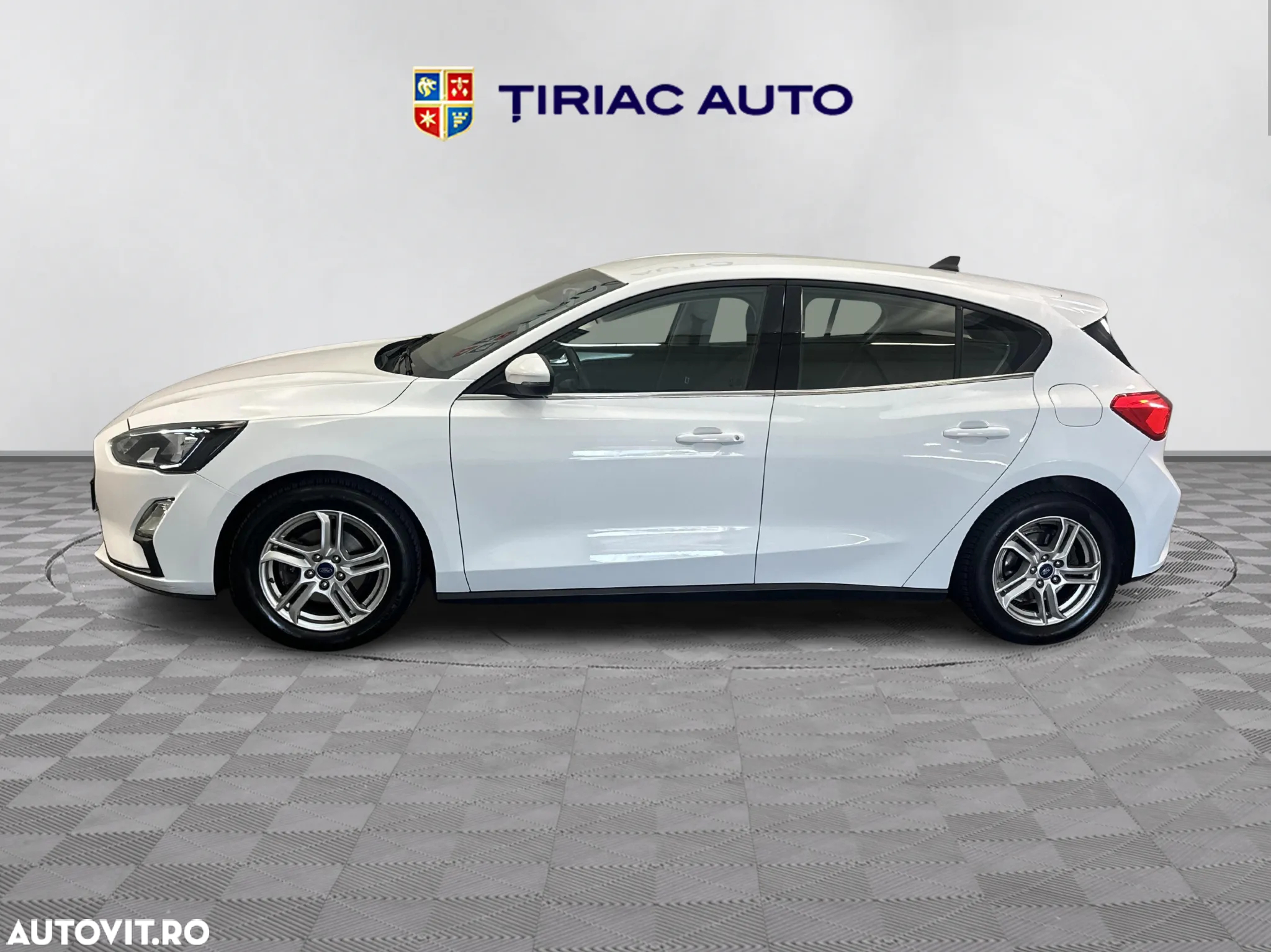 Ford Focus - 2