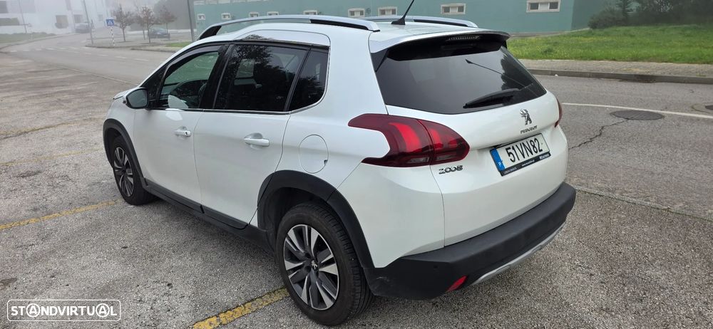 Peugeot 2008 1.2 PureTech Allure EAT6 - 6
