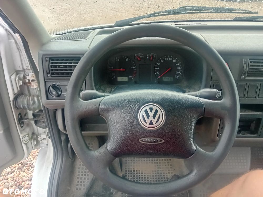 Volkswagen Transporter - 20