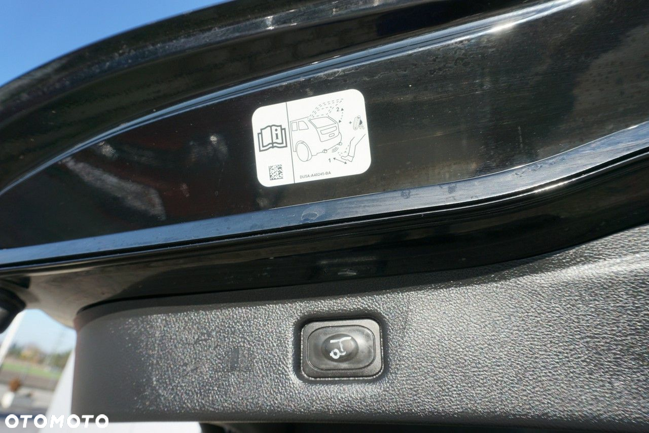 Ford S-Max - 38