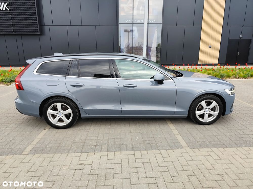 Volvo V60 B4 D Momentum Pro - 7