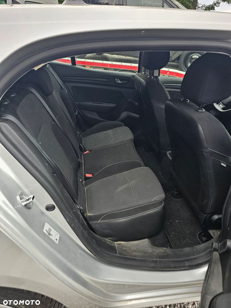 Renault Megane 1.5 dCi Style Edition - 8