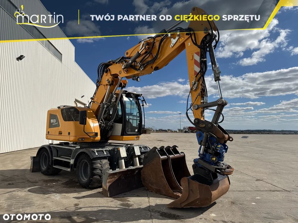 Liebherr A 913 COMPACT LITRONIC