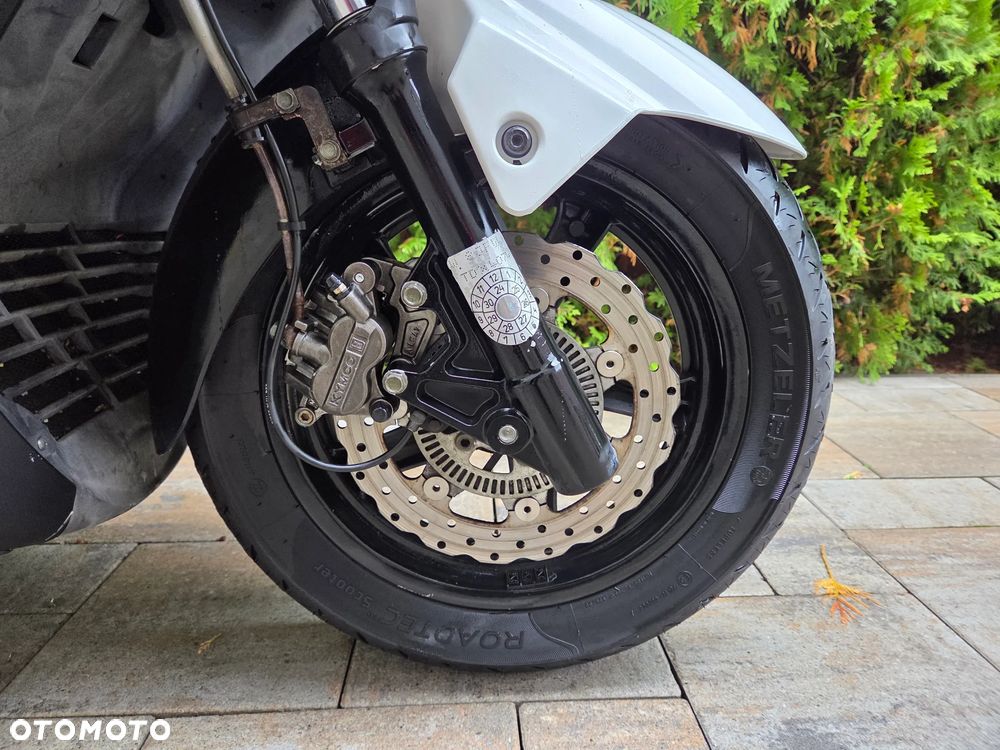 Kymco Downtown - 25