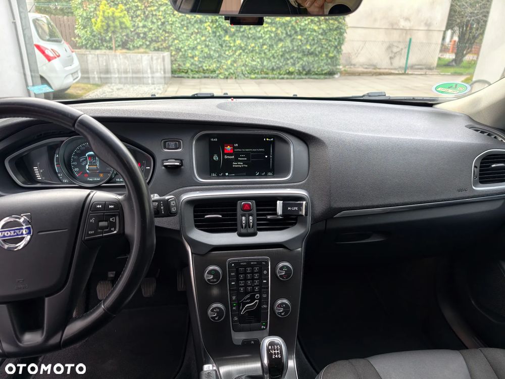 Volvo V40 D2 Kinetic - 9