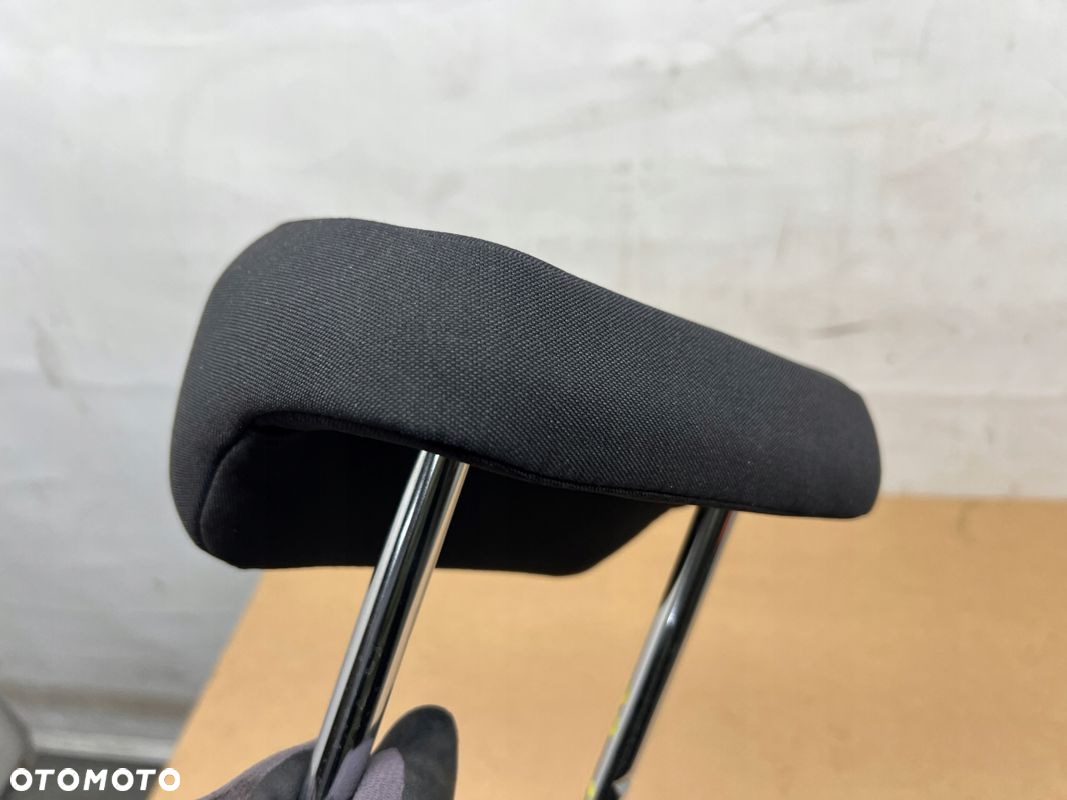 Seat Arona zagłówek fotela tył tylny ŚRODKOWY - 2
