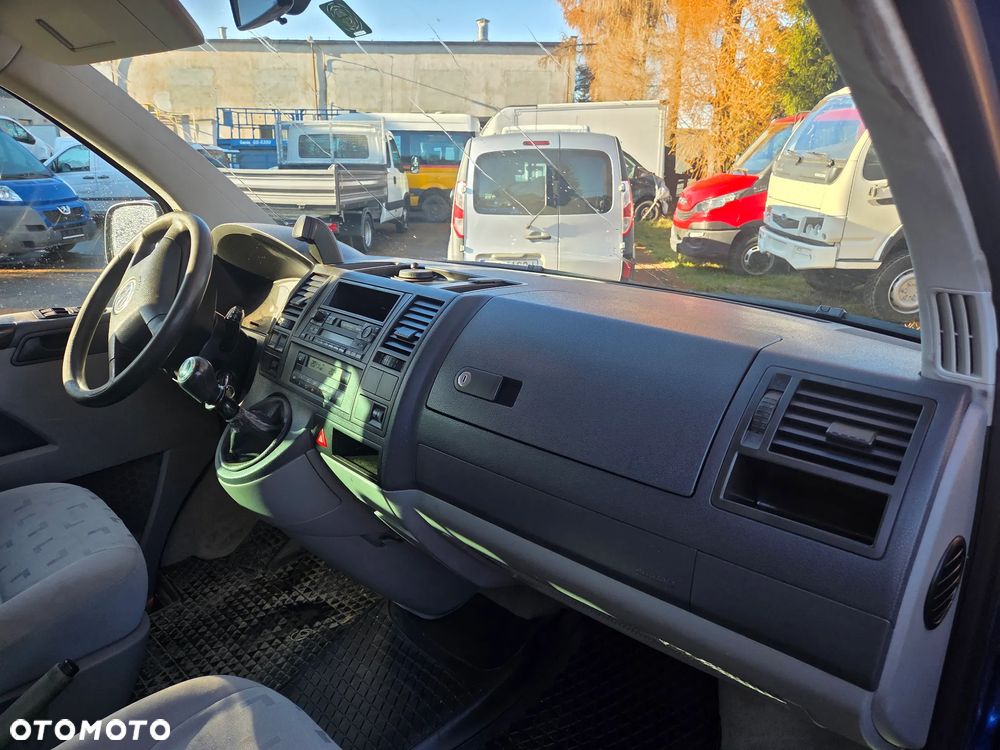Volkswagen Transporter - 5