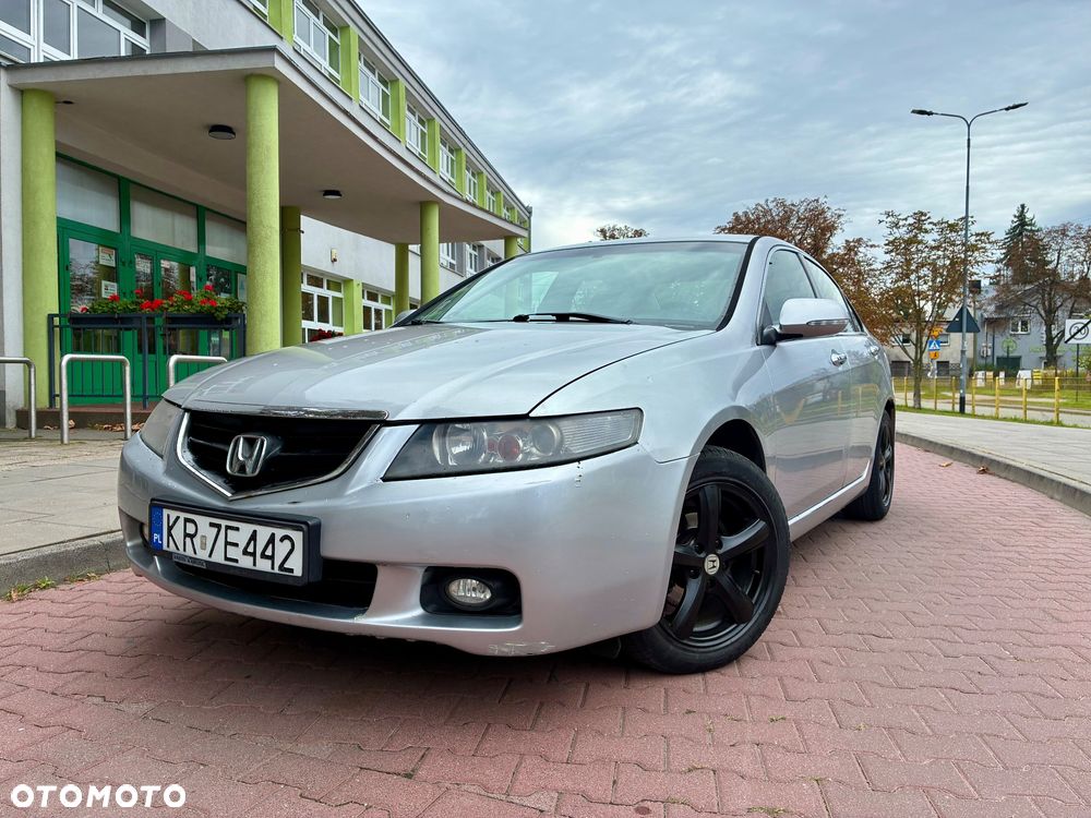 Honda Accord 2.0 Sport - 1