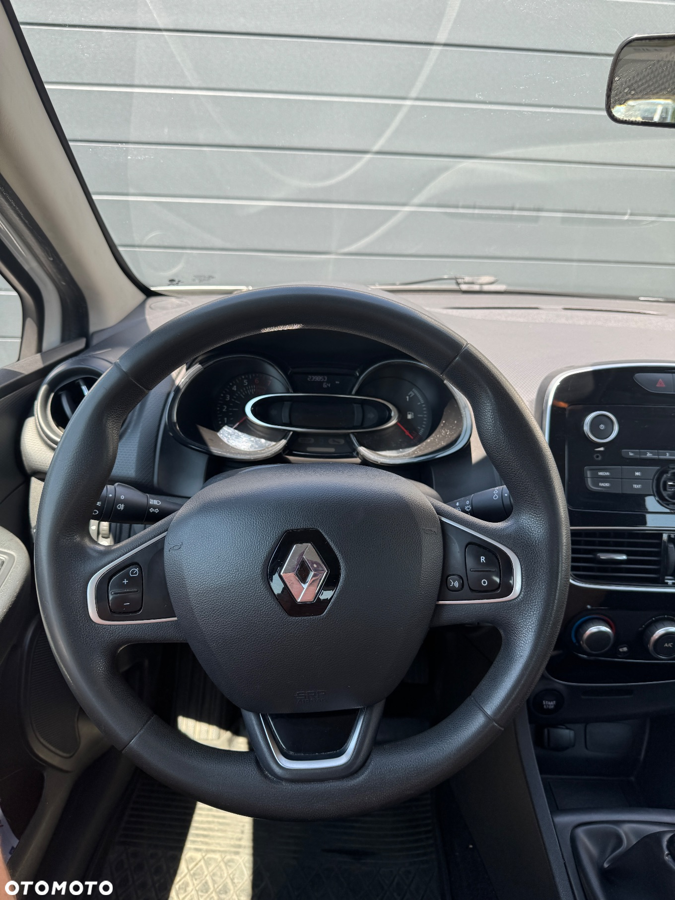 Renault Clio 0.9 Energy TCe Zen - 16