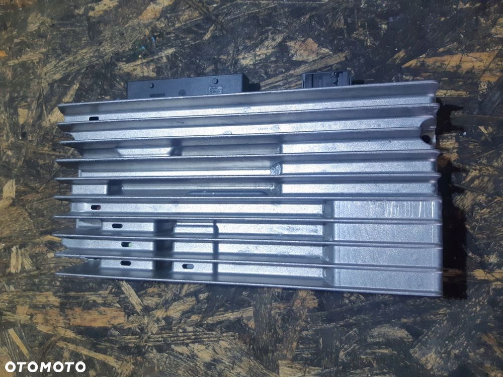 AUDI A4 B8 A5 8T Q5 WZMACNIACZ BANG OLUFSEN 8T0035223AJ - 1