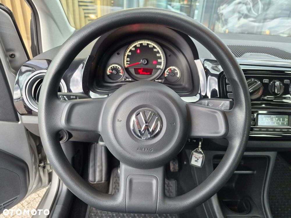Volkswagen up! 2016