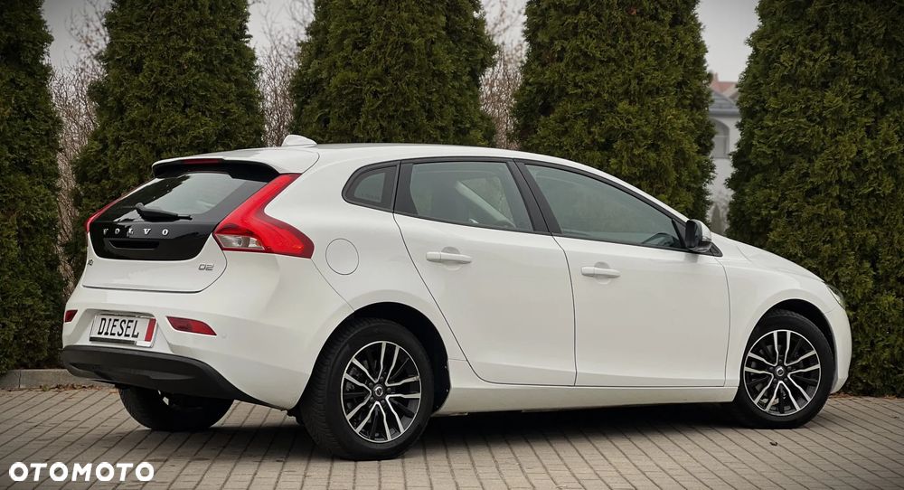 Volvo V40 D2 Momentum - 23