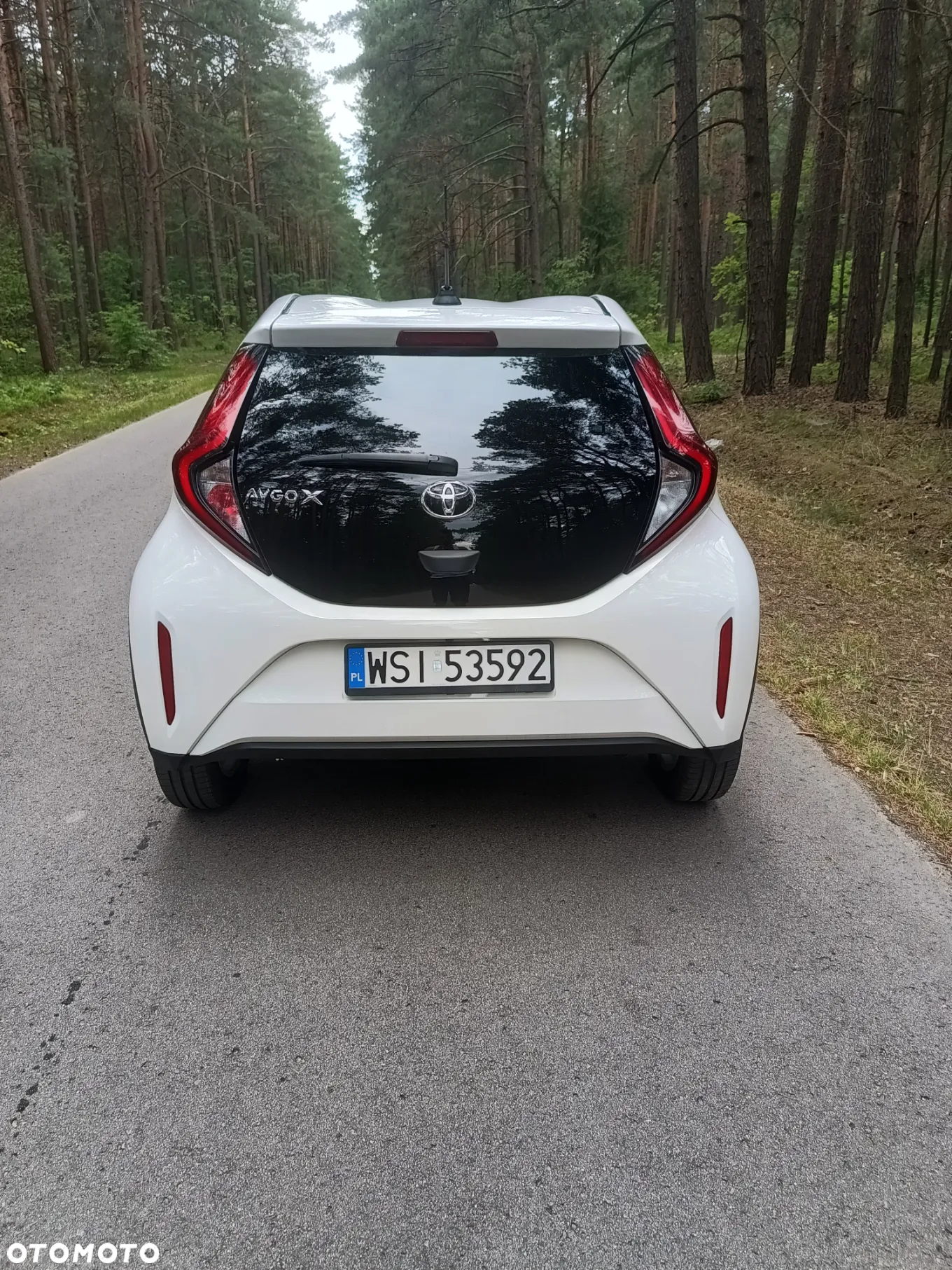 Toyota Aygo X 1.0 VVT-i Executive CVT - 4