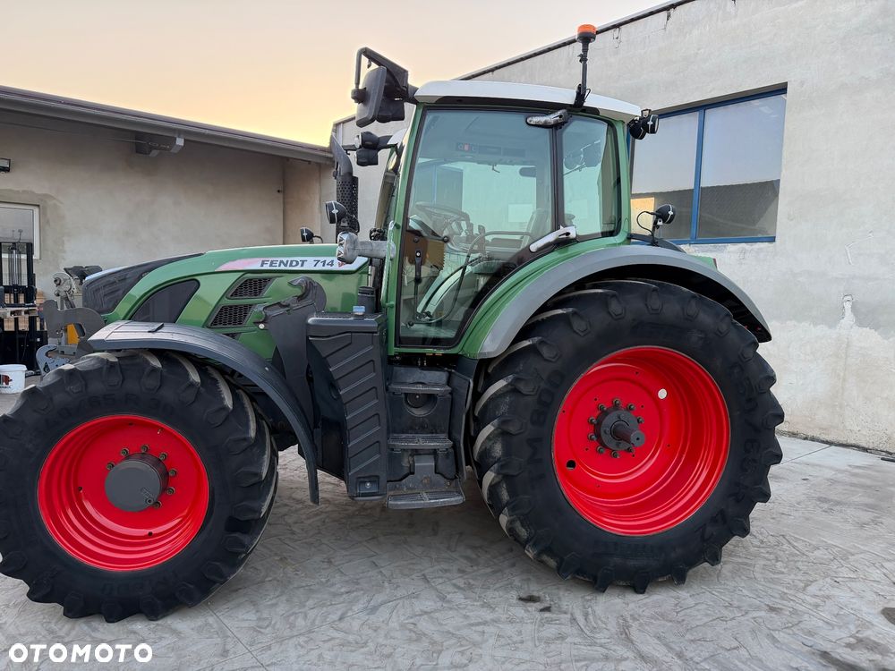 Fendt 714 SCR Profi - 8