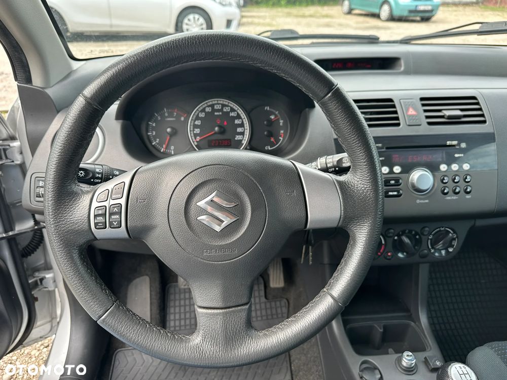 Suzuki Swift - 15