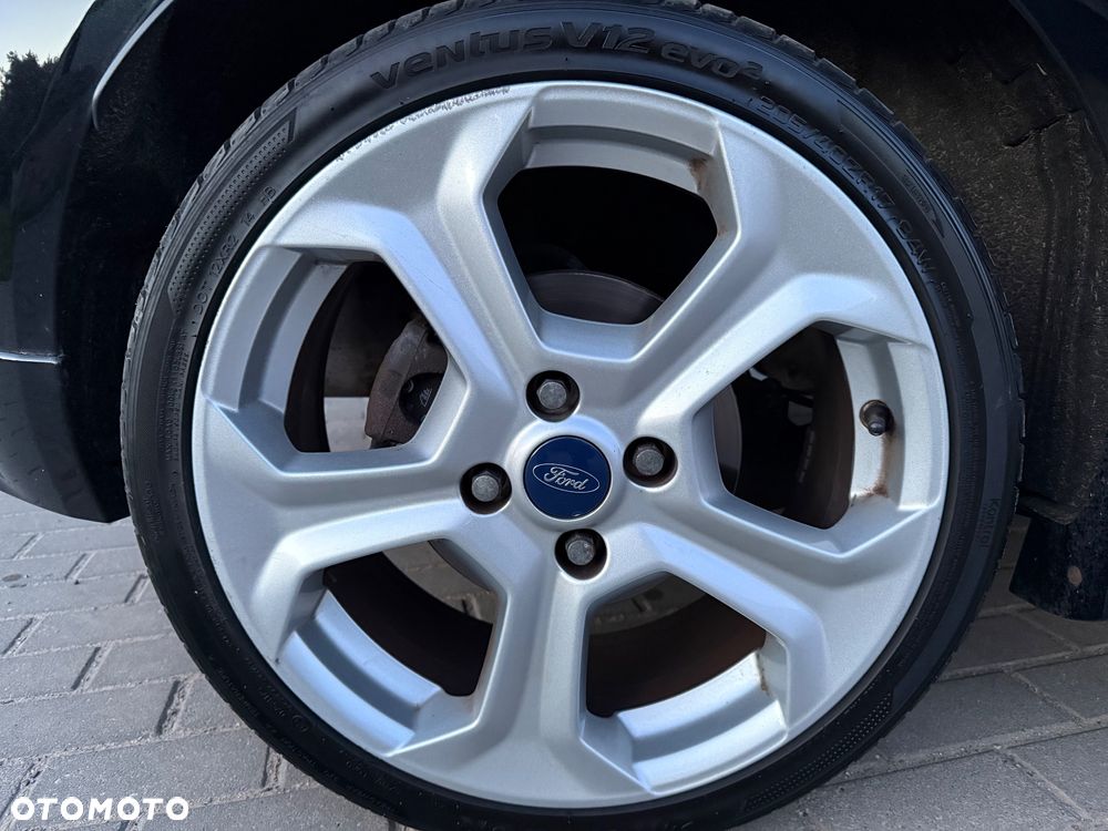 Ford Fiesta ST - 11