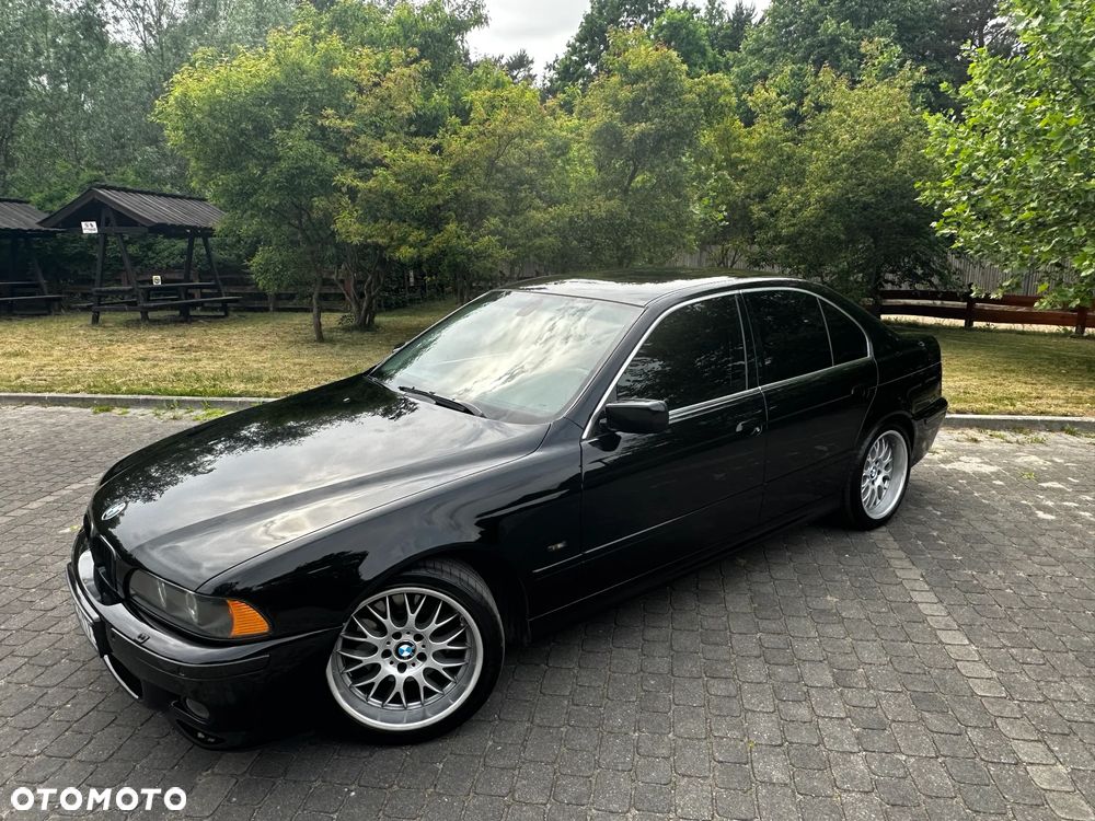 BMW Seria 5 540i - 2
