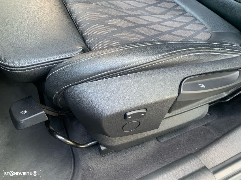 BMW X1 16 d sDrive Auto xLine - 29