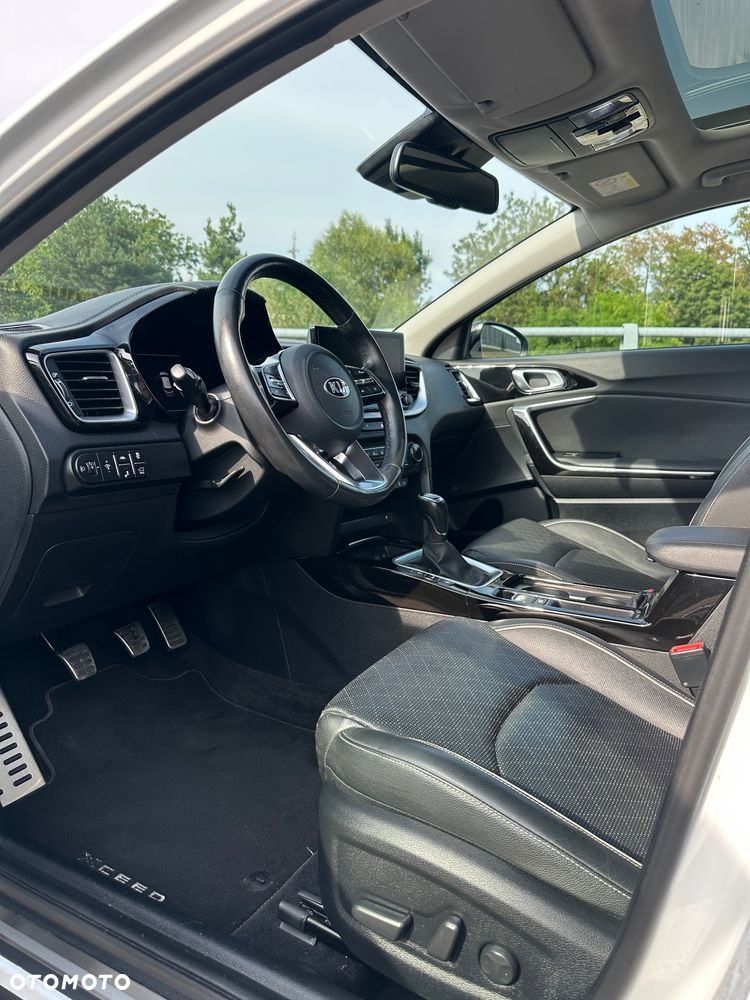 Kia XCeed - 19