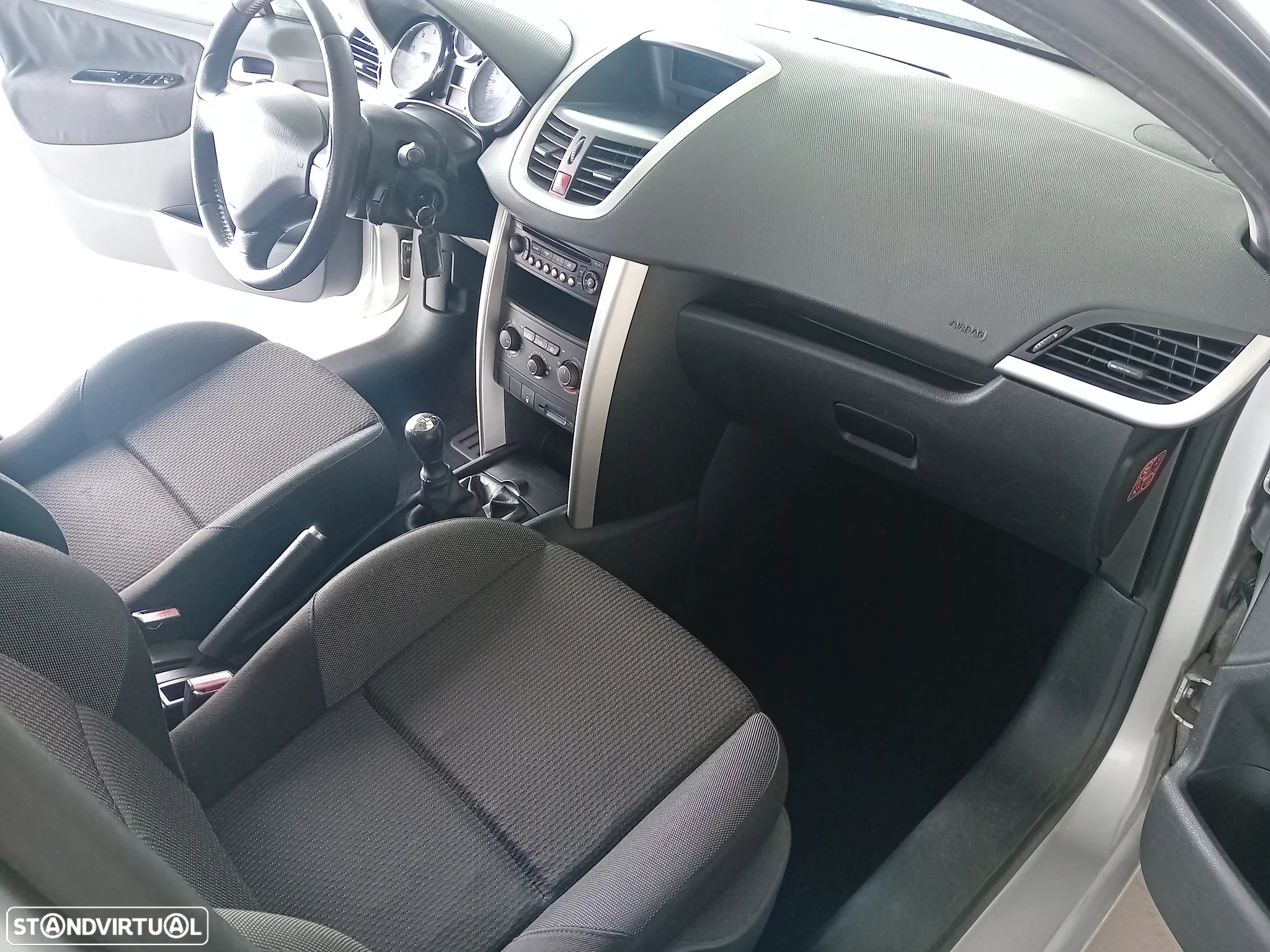 Peugeot 207 1.4 HDi Sport - 15