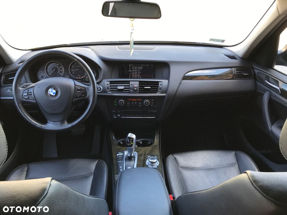 BMW X3 xDrive28i - 13