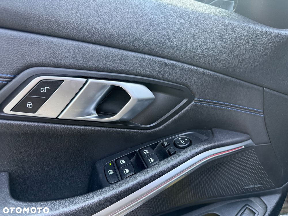 BMW Seria 3 320d mHEV M Sport sport - 7