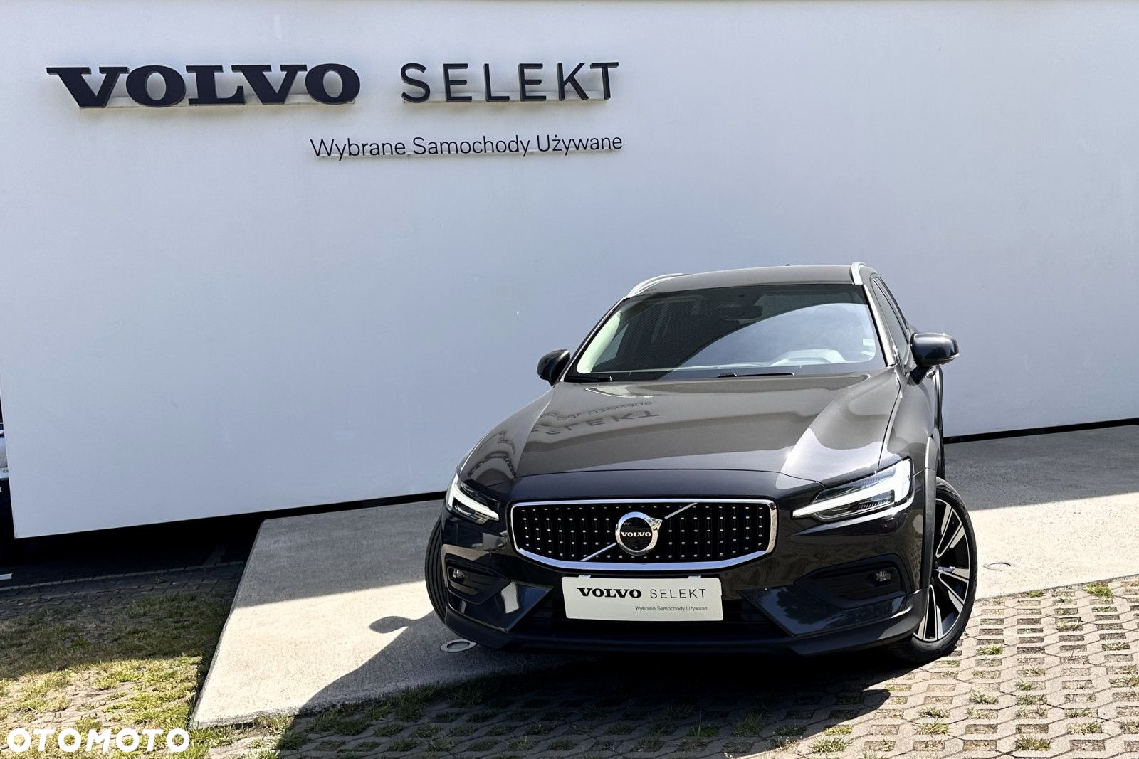 Volvo V60 Cross Country - 2