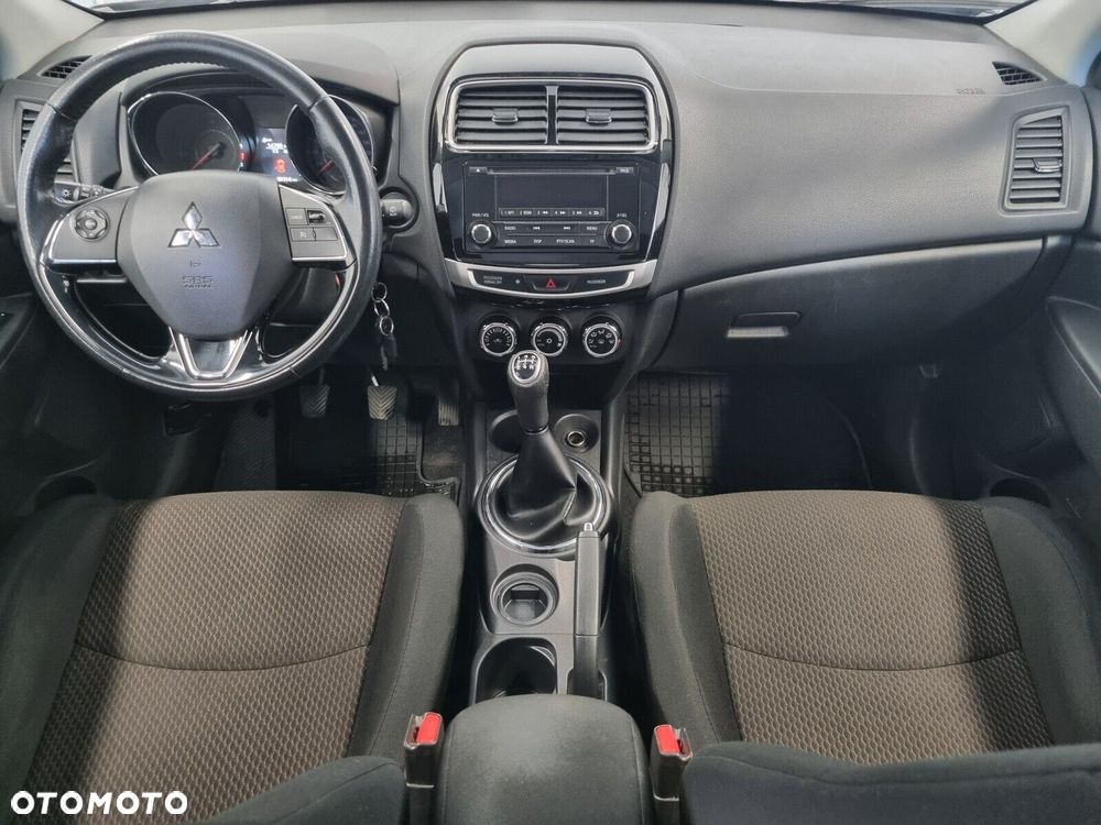 Mitsubishi ASX 1.6 Inform EU6 - 11
