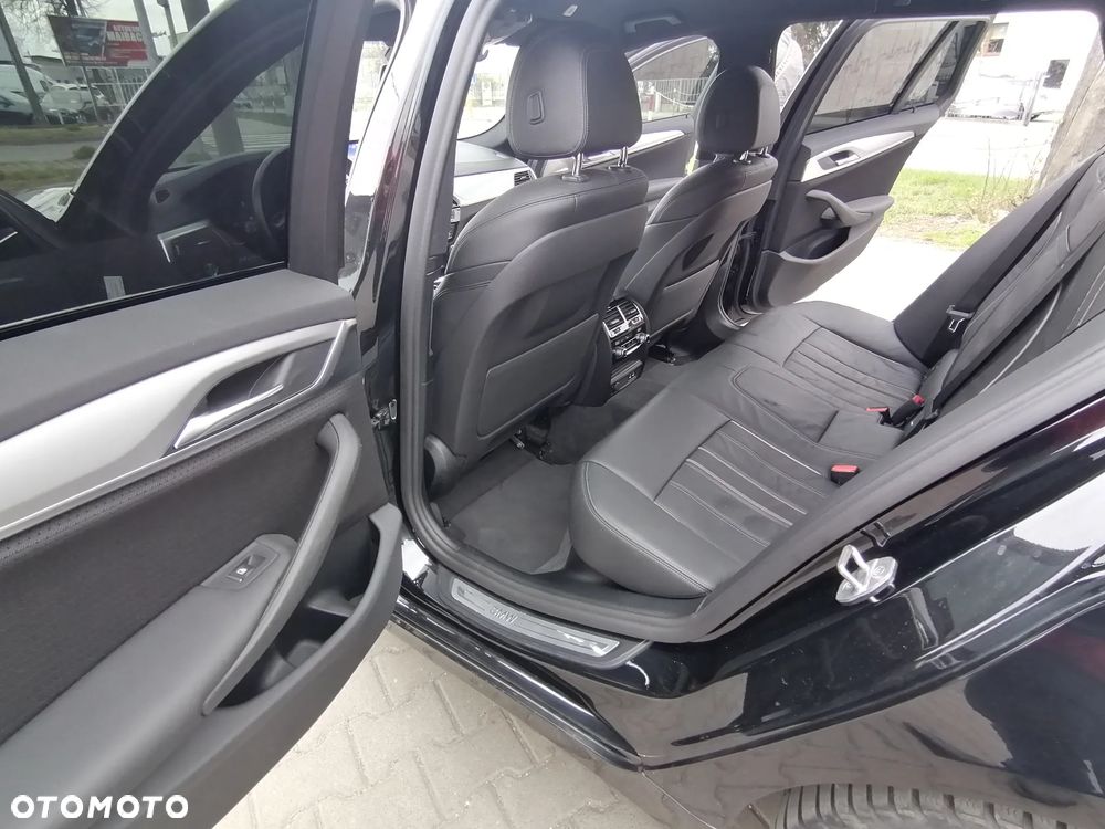 BMW Seria 5 520d M Sport Edition - 23
