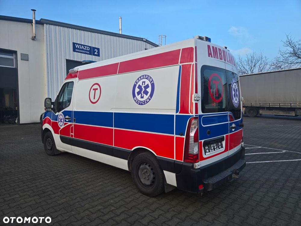 Renault Master Ambulans karetka gwarancja - 3