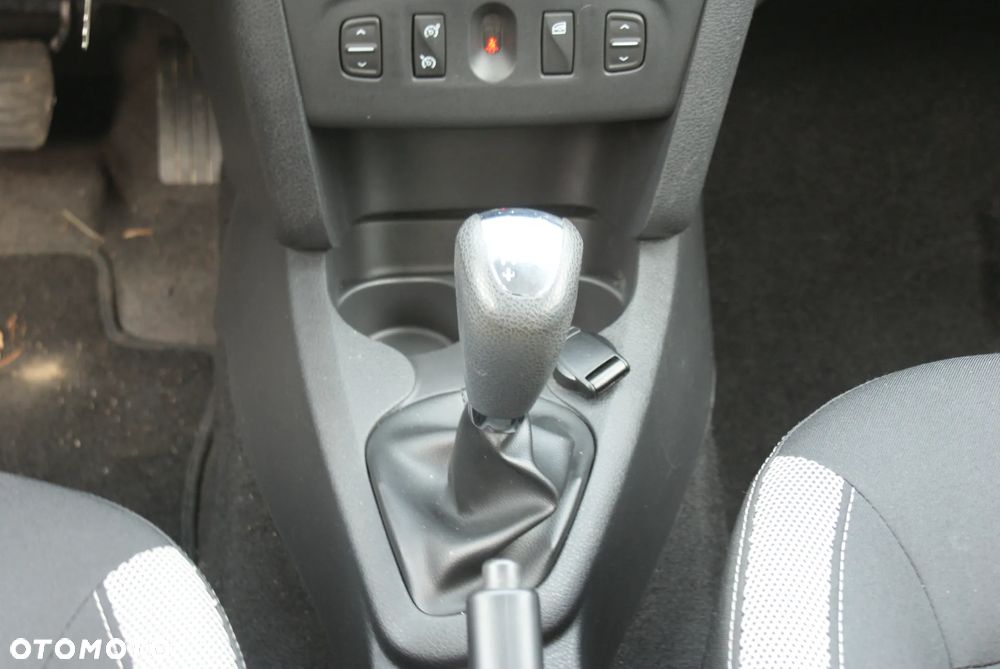 Dacia Logan - 10