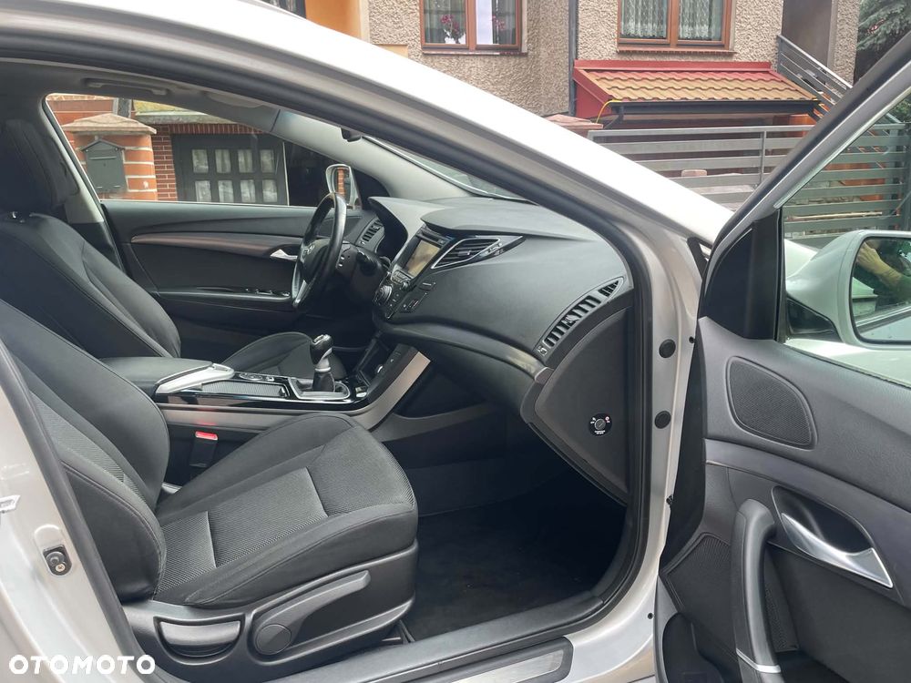 Hyundai i40 2.0 GDI Style - 19