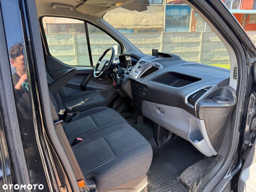 Ford TRANSIT CUSTOM - 5