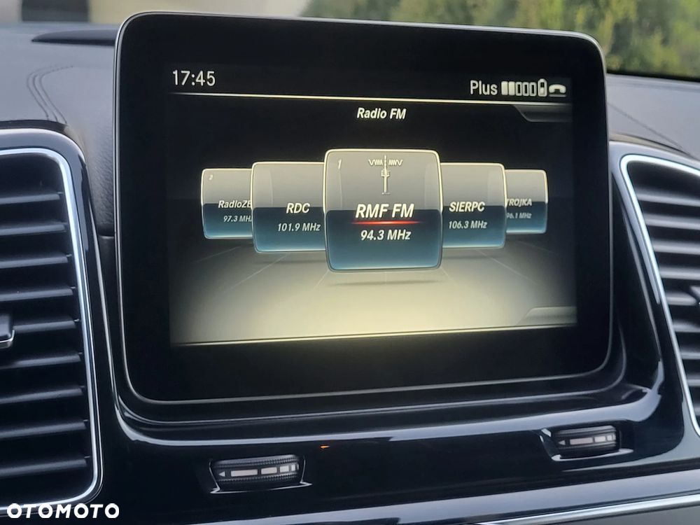 Mercedes-Benz GLE 350 d 4-Matic - 15