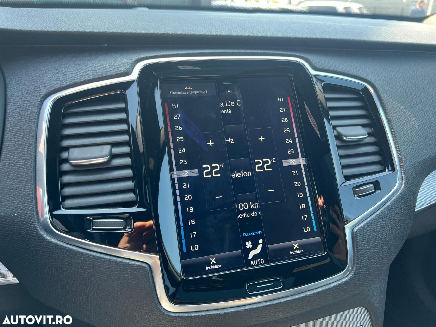 Volvo XC 90 - 13