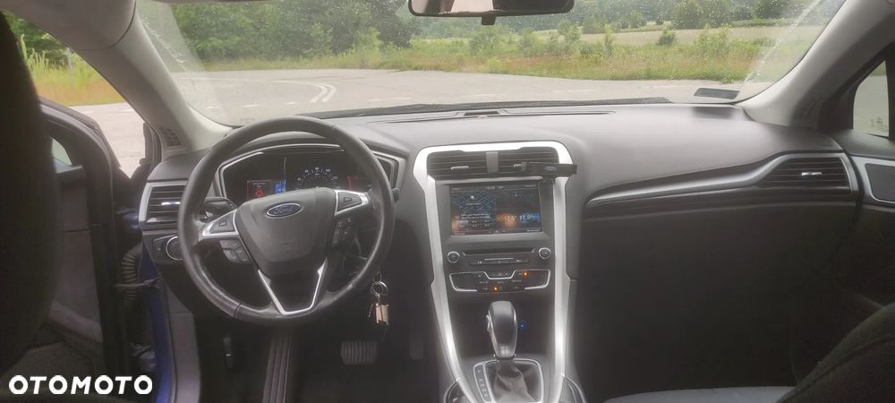 Ford Fusion - 10